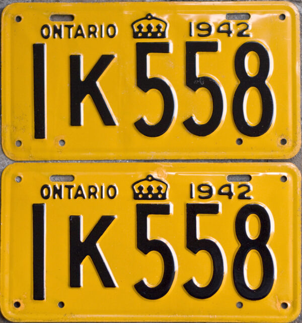 1942 Ontario YOM licence plates for sale